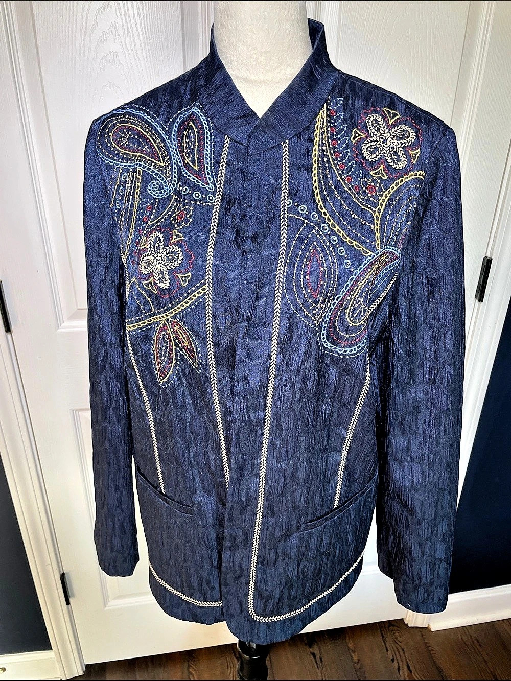 Alfred Dunner Embroidered Paisley Jacket Navy Blue Crinkle Open Front Sz 16